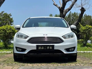 2018 Ford Focus III Рестайлинг, белый, 940606 рублей, вид 2