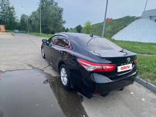 2019 Toyota Camry VIII (XV70), чёрный, 1700000 рублей, вид 3