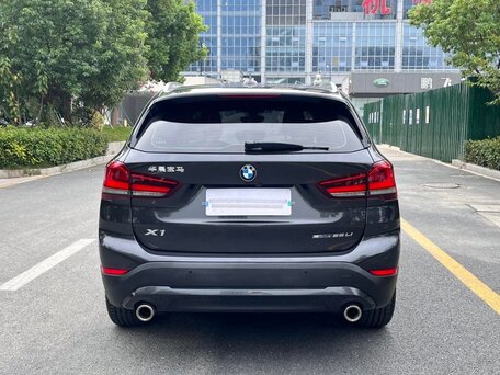 2022 BMW X1 18i sDrive II (F48) Рестайлинг, серый, 1900000 рублей, вид 5
