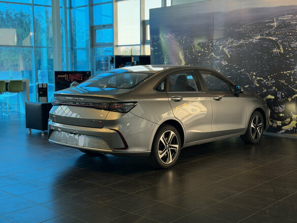 2025 BAIC U5 Plus, серый, 2300000 рублей - вид 5