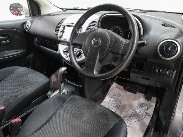 2010 Nissan Note I Рестайлинг, серебристый, 679000 рублей - вид 7