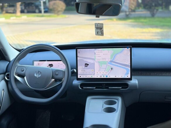 2026 Leapmotor A10 39.8 kWh, серый, 1490000 рублей - вид 10