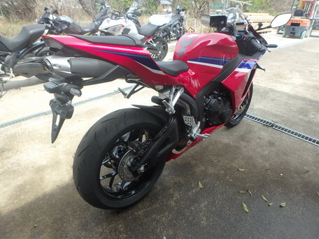 2024 Honda CBR 600RR, красный, 1400000 рублей, вид 3