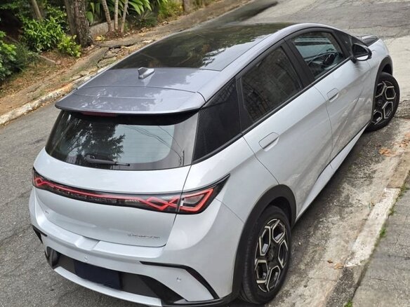2024 BYD Dolphin 44.9 kWh I, серебристый, 1585000 рублей - вид 5