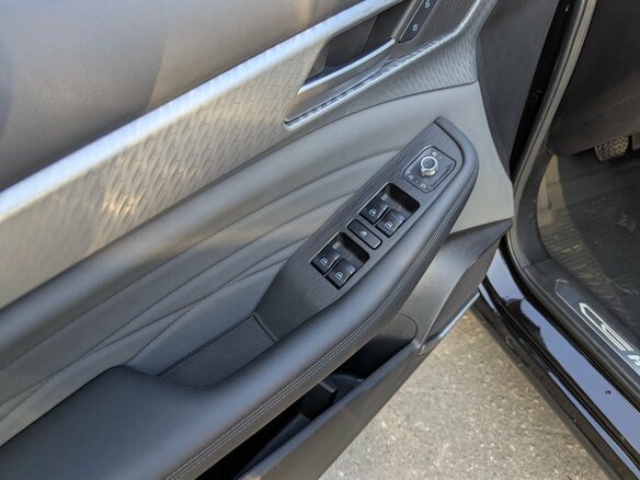 2023 Haval F7x I Рестайлинг, чёрный, 2220000 рублей - вид 15