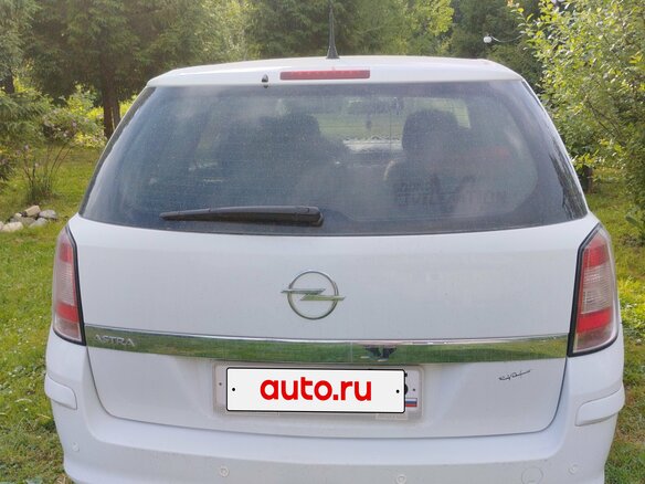 2014 Opel Astra H Рестайлинг, белый, 790000 рублей - вид 2