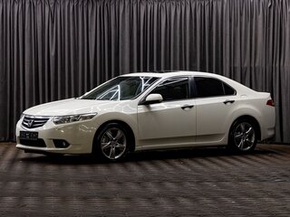 2011 Honda Accord VIII Рестайлинг, белый, 1395000 рублей, вид 1