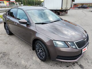 2017 Skoda Octavia III (A7) Рестайлинг, коричневый, 1200000 рублей, вид 3
