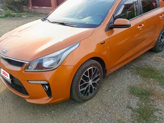 2019 Kia Rio IV, оранжевый, 1450000 рублей, вид 2