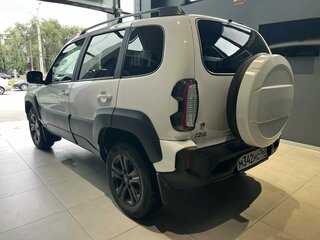 2023 Lada (ВАЗ) Niva Travel I, белый, 955000 рублей, вид 2