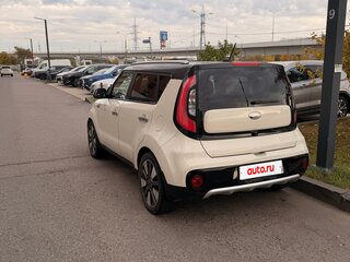 2018 Kia Soul II Рестайлинг, бежевый, 1750000 рублей, вид 3