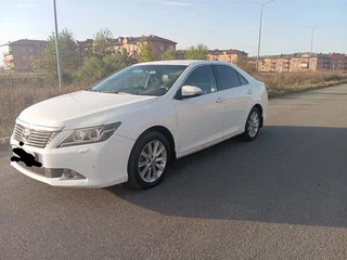 2014 Toyota Camry VII (XV50), белый, 1250000 рублей, вид 1