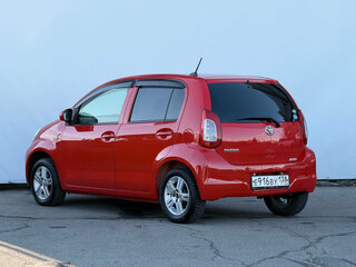 2015 Toyota Passo II (C30), красный, 680000 рублей, вид 5