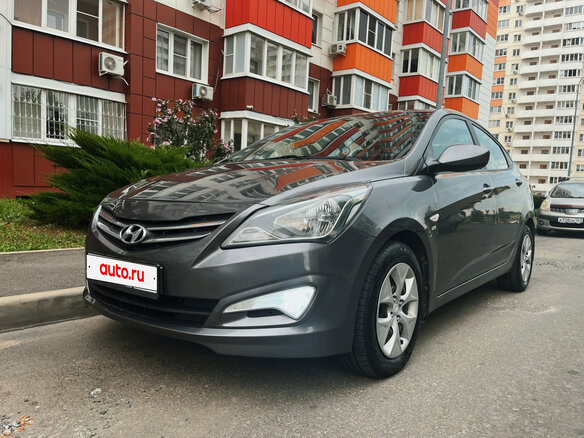 2015 Hyundai Solaris I Рестайлинг, серый, 1080000 рублей