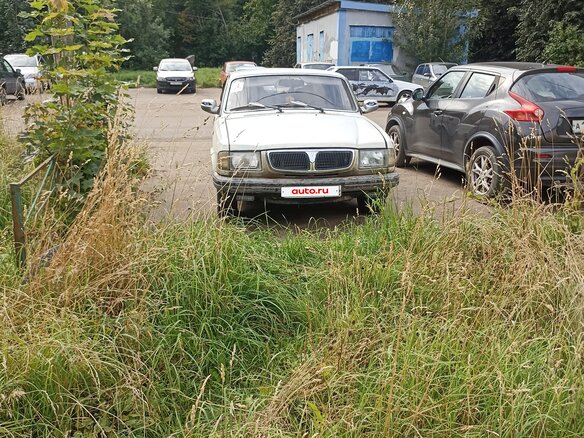 1998 ГАЗ 3110 «Волга», белый, 180000 рублей