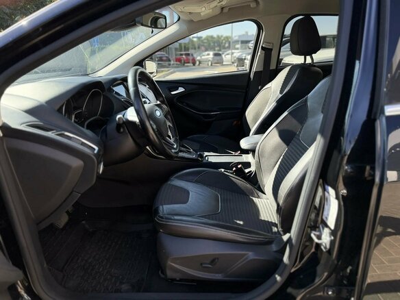 2017 Ford Focus III Рестайлинг, чёрный, 1280000 рублей - вид 10