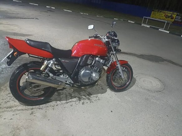 1996 Honda CB 400 Super Four, красный, 240000 рублей