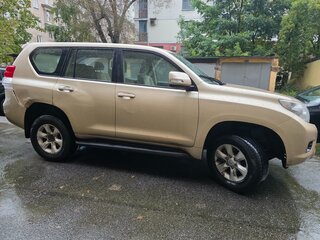 2009 Toyota Land Cruiser Prado 150 Series, золотистый, 1899000 рублей, вид 3
