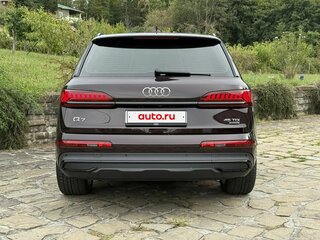 2021 Audi Q7 45 TDI II (4M) Рестайлинг, коричневый, 6850000 рублей, вид 4