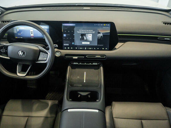 2026 Changan UNI-S I Рестайлинг, белый, 3079900 рублей - вид 9