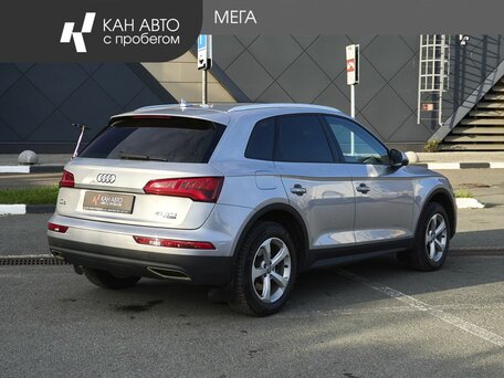 2018 Audi Q5 II (FY), серебристый, 3390000 рублей, вид 2