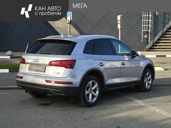 2018 Audi Q5 II (FY), серебристый, 3390000 рублей - вид 1