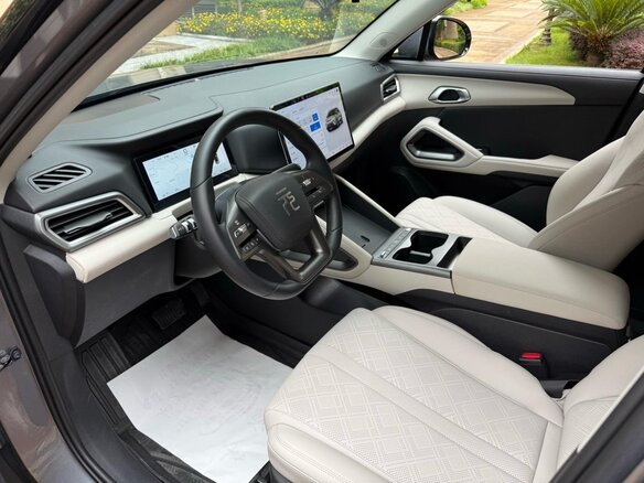 2025 BYD Yuan Up 32 kWh, серый, 1627000 рублей - вид 15