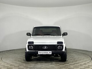2017 Lada (ВАЗ) 2121 (4x4) I Рестайлинг, белый, 580000 рублей, вид 2