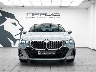 2024 BMW 5 серии 520i VIII (G60/G61/G68), серый, 7150000 рублей, вид 2