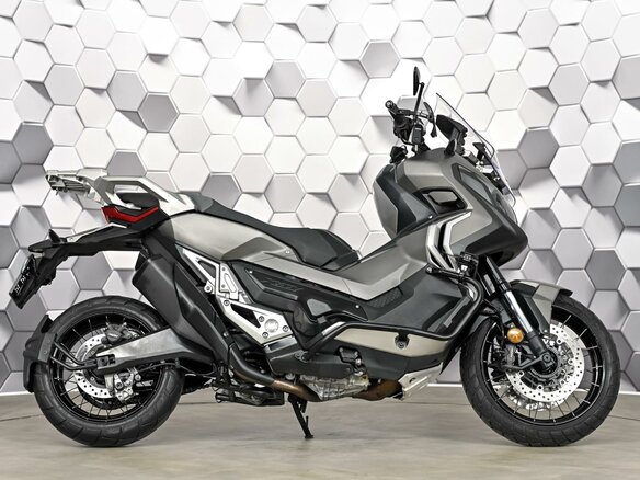 2021 Honda X-ADV, серый, 1099000 рублей - вид 2