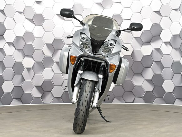 2005 Honda VFR 800, серебристый, 497000 рублей - вид 4