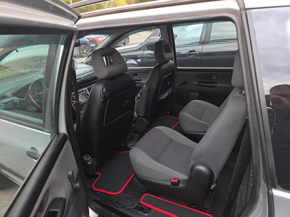 2005 Ford Galaxy I Рестайлинг, серебристый, 415000 рублей - вид 30
