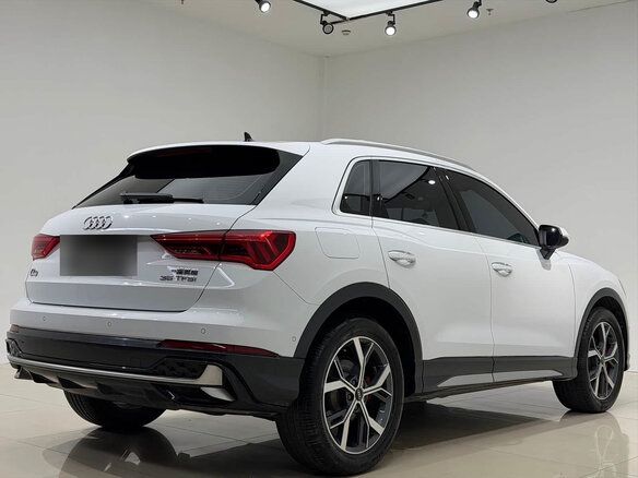 2023 Audi Q3 35 TFSI II (F3), белый, 1900000 рублей - вид 16