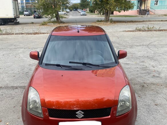 2007 Suzuki Swift AMT III, красный, 555000 рублей - вид 1