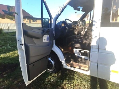 2015 Mercedes-Benz Sprinter, белый, 1900000 рублей, вид 2