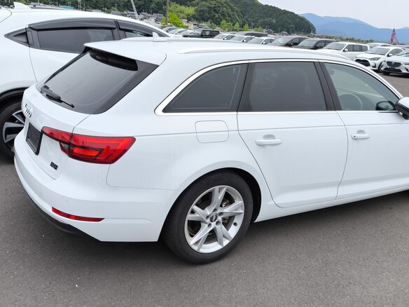 2016 Audi A4 V (B9), белый, 2100000 рублей - вид 8