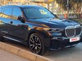 2020 BMW X7 40i I (G07), чёрный, 6100000 рублей - вид 1