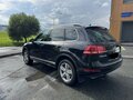 2011 Volkswagen Touareg II, чёрный, 2750000 рублей - вид 1