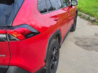 2021 Toyota RAV4 V (XA50), красный, 3200000 рублей, вид 5