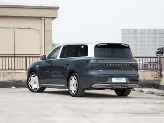 2026 Leapmotor D19 64 kWh, серый, 6823003 рублей, вид 5