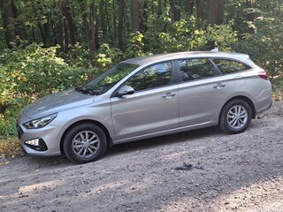 2023 Hyundai i30 III Рестайлинг 2, серый, 2090000 рублей, вид 2