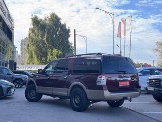 2011 Ford Expedition III, красный, 1599000 рублей, вид 4
