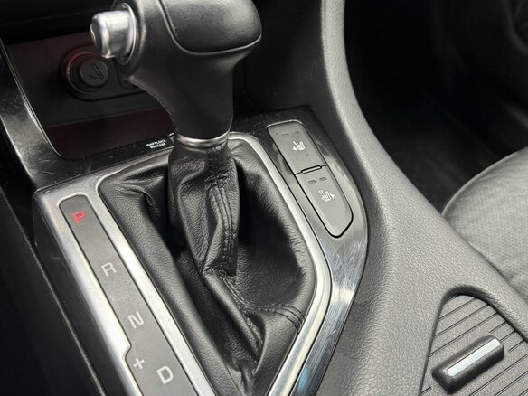 2014 Kia Optima III Рестайлинг, серый, 1299000 рублей - вид 17