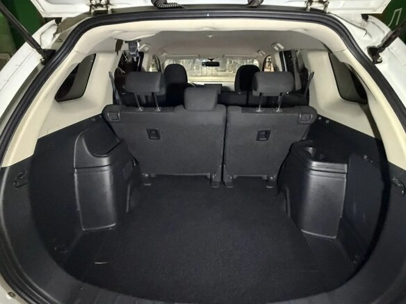 2015 Mitsubishi Outlander III Рестайлинг 2, белый, 1300000 рублей - вид 4