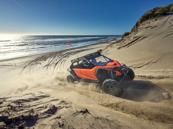 2026 CFMoto ZFORCE Z10-4 EPS, оранжевый, 3579900 рублей - вид 21