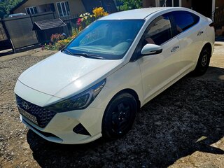 2021 Hyundai Solaris II Рестайлинг, белый, 1730000 рублей, вид 3