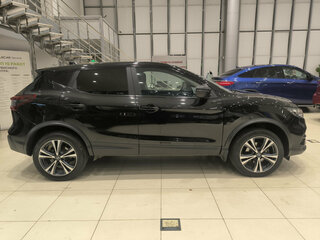 2022 Nissan Qashqai II Рестайлинг, чёрный, 2050000 рублей, вид 4