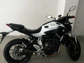2015 Yamaha MT-07 (FZ-07), белый, 630000 рублей, вид 2