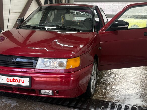 2004 Lada (ВАЗ) 2110, красный, 130000 рублей - вид 2