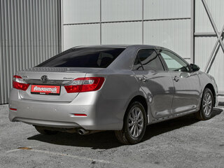 2014 Toyota Camry VII (XV50), серебристый, 1750000 рублей, вид 4